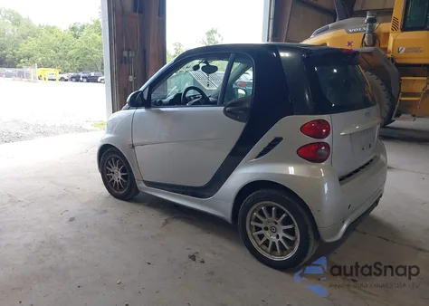 2014 Smart Fortwo Passion/Pure из США, поврежденный, VIN WMEEJ3BA3EK750807